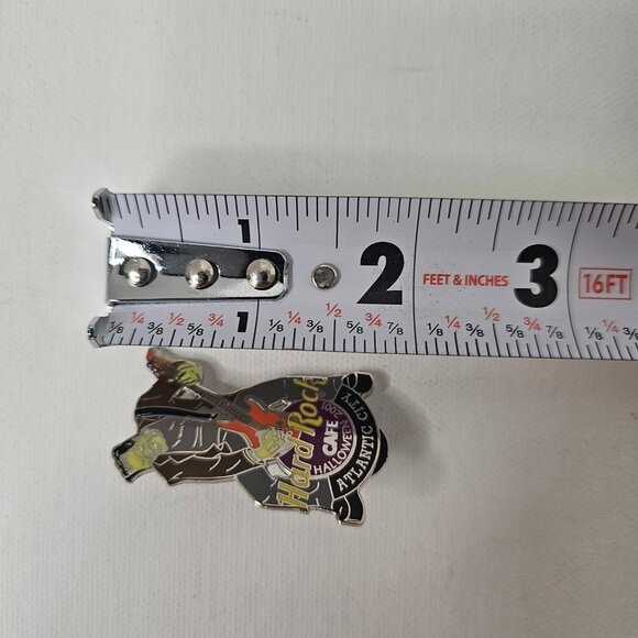 Hard Rock Cafe Atlantic City Pin Halloween 2001 Frankenstein Guitar Enamel - Picture 8 of 8